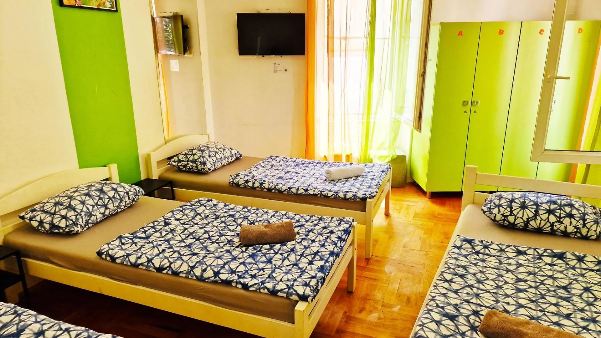 Croparadise Hostel Split Croatia