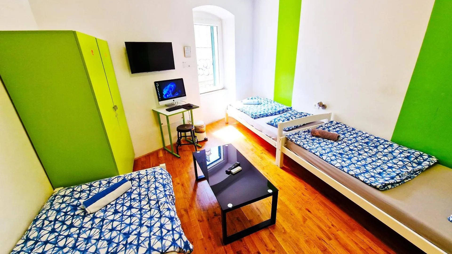 Croparadise Hostel Split