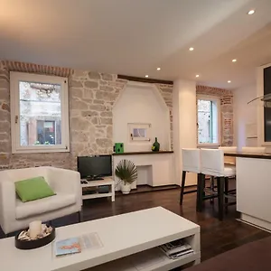 https://apartment-istra.in-istria.net