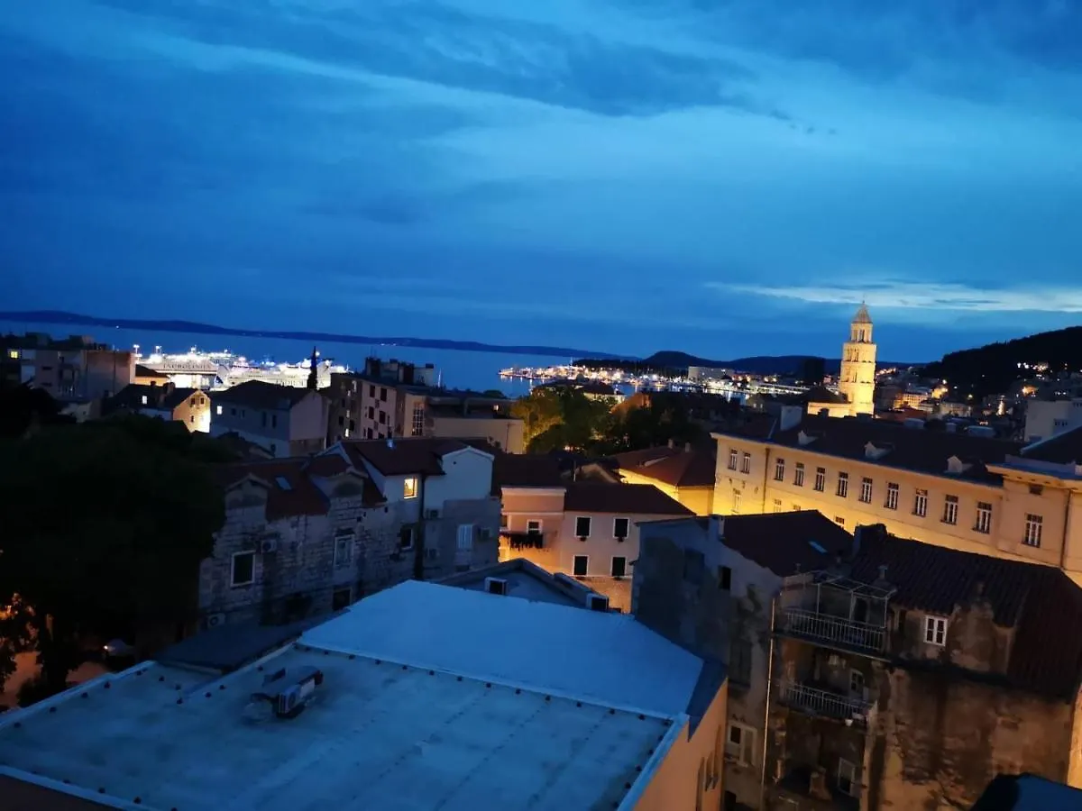 Croparadise Hostel Split